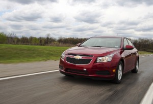 AutoInformed - Ken Zino test Driving 2011 Chevrolet Cruze