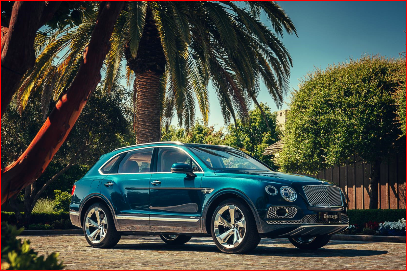 AutoInformed.com on Bentley Bentayga Hybrid